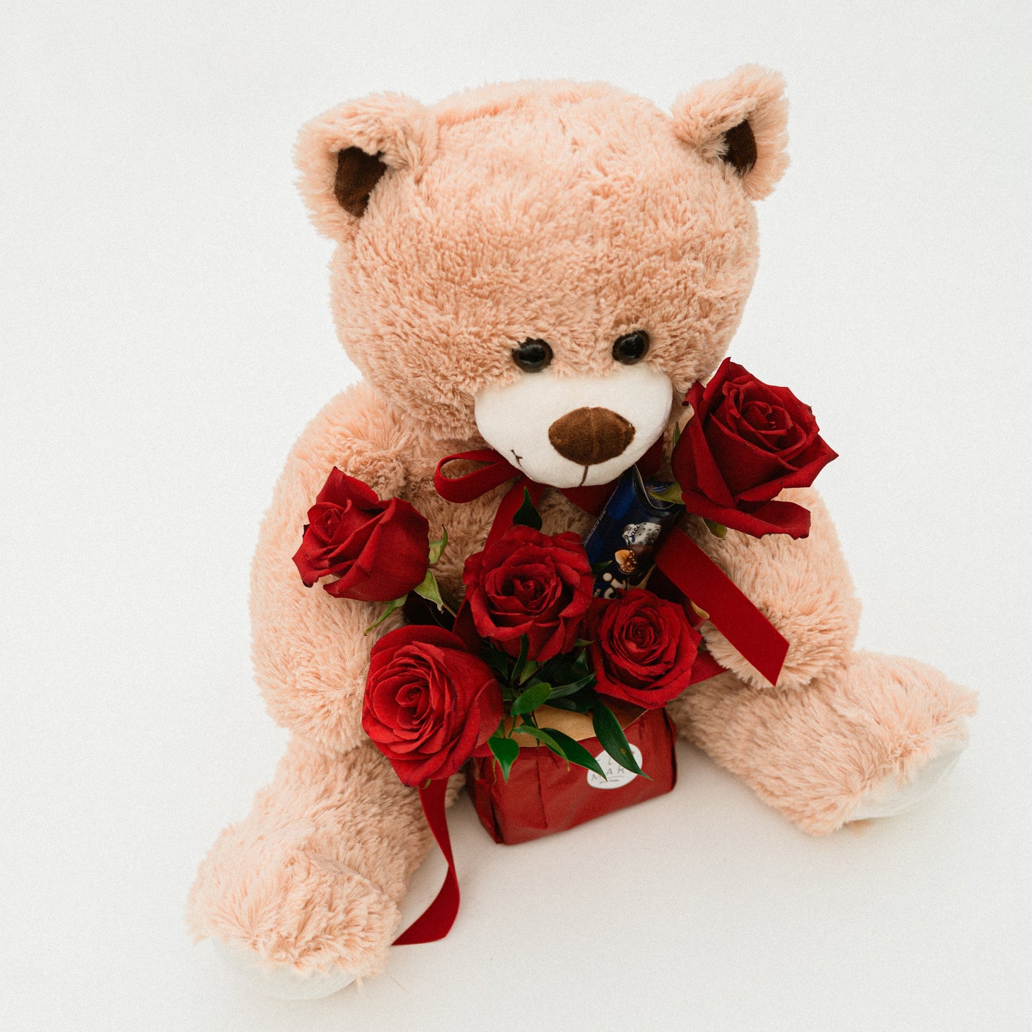 Composizione floreale San Valentino Teddy Bear