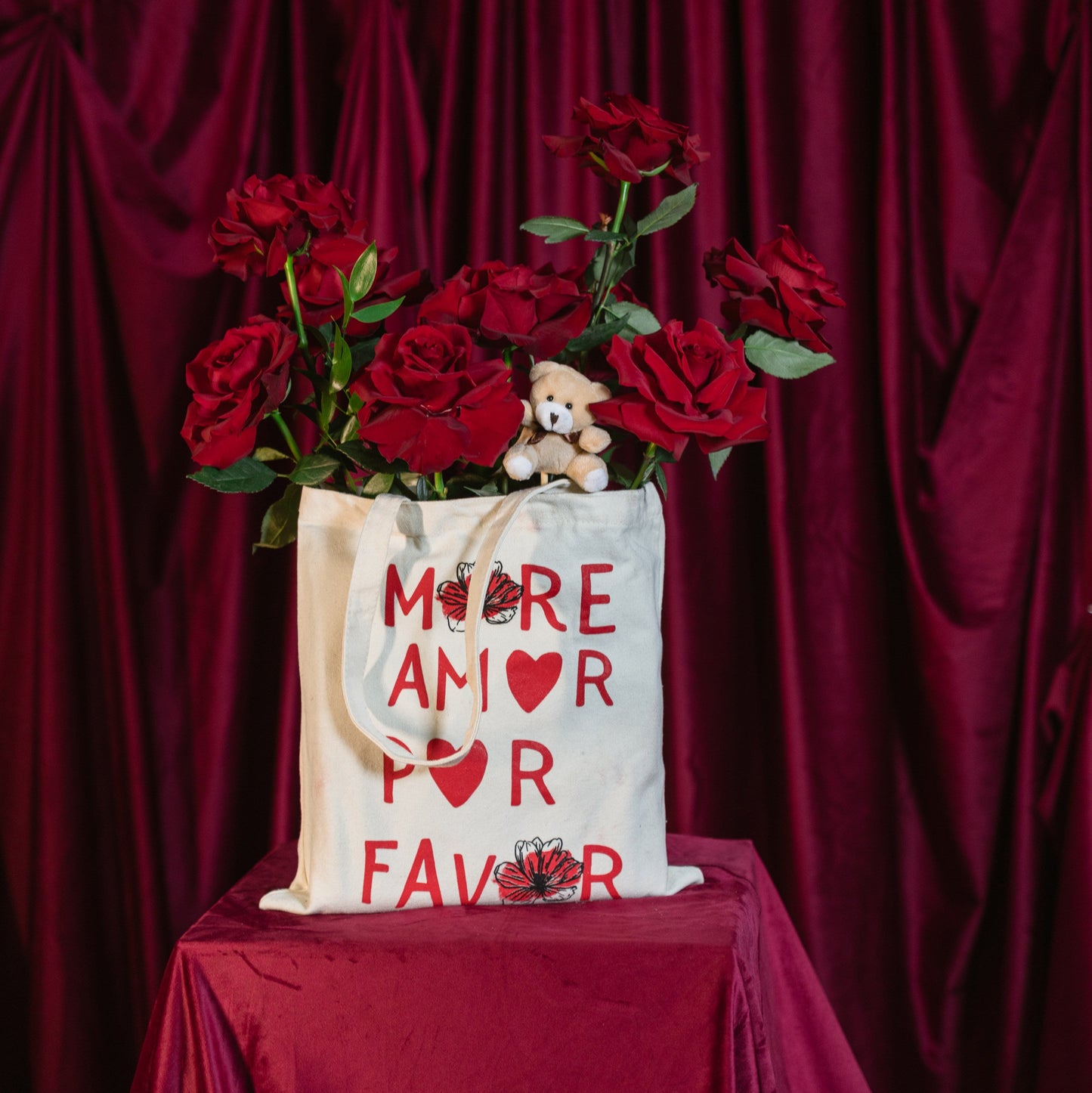 MORE AMOR POR FAVOR