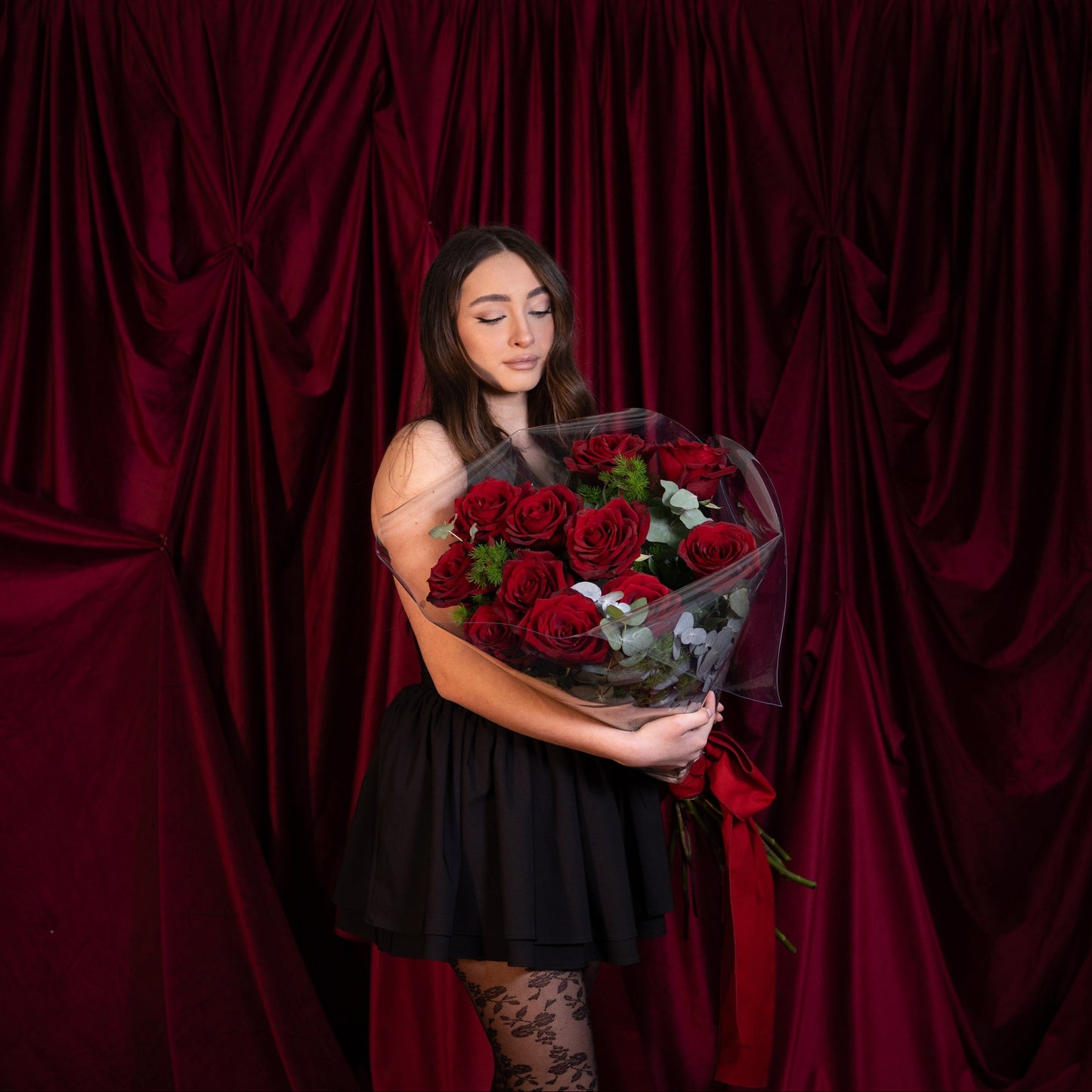 GLASS ROSES