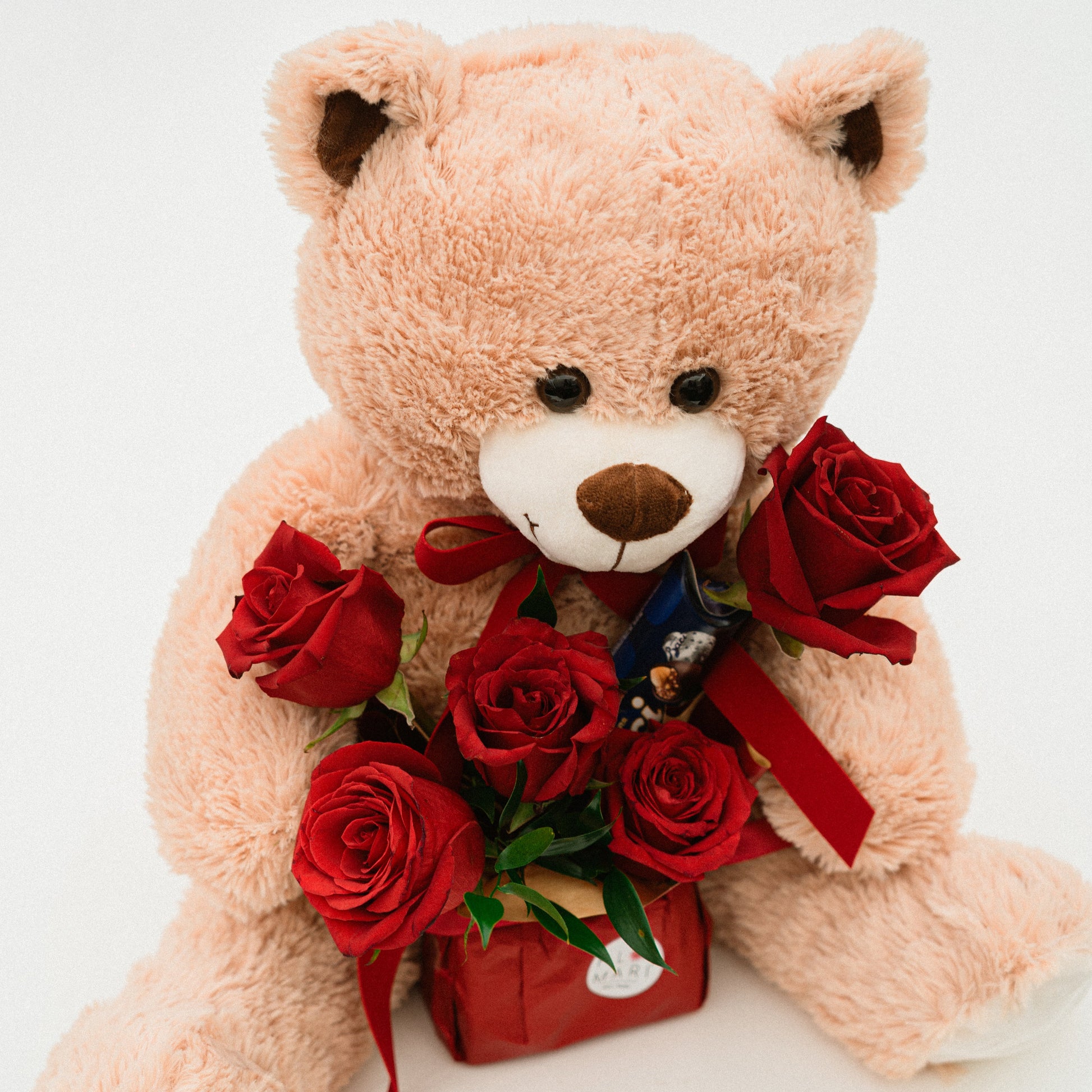 Composizione floreale San Valentino Teddy Bear